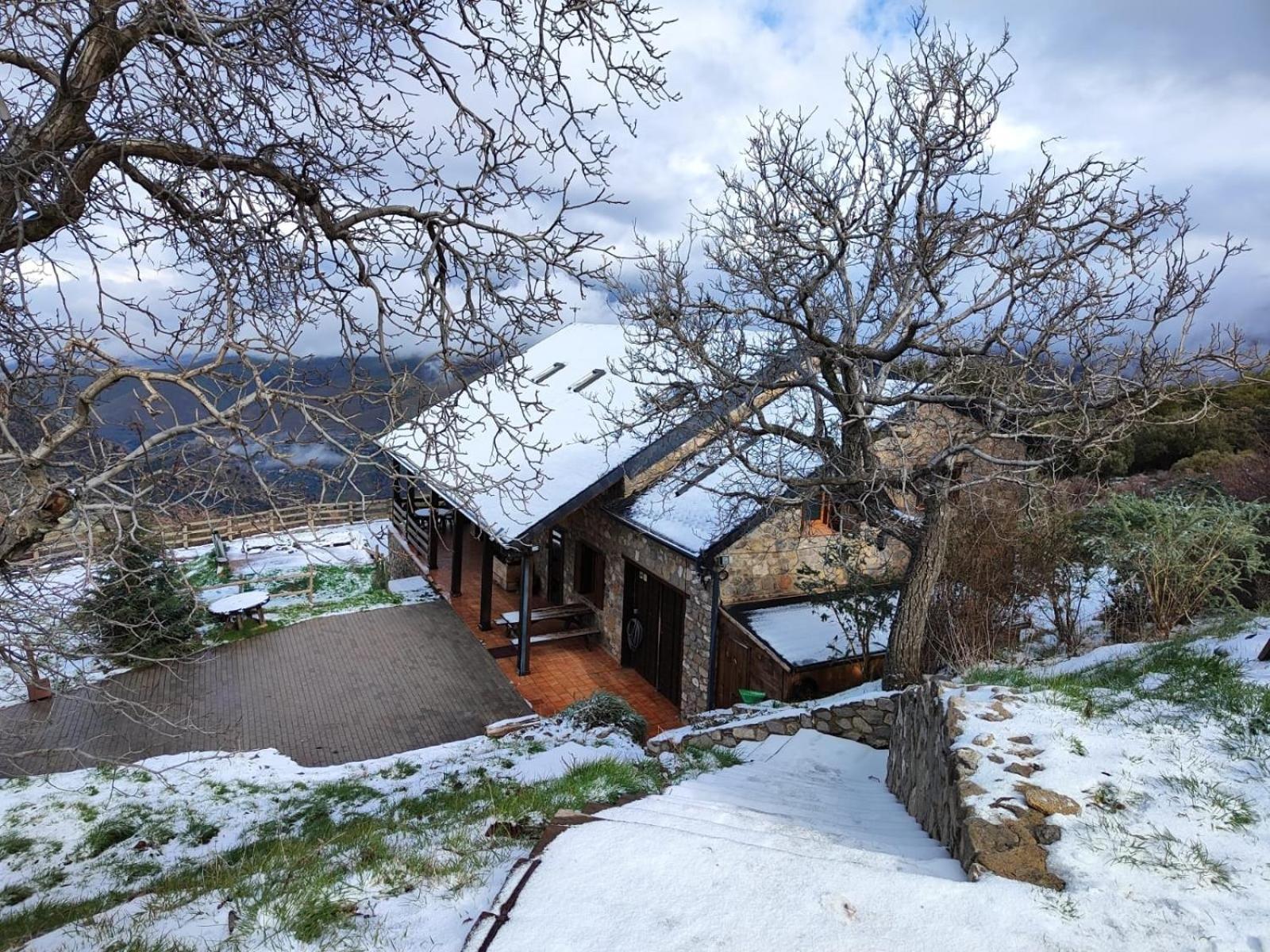 Refugio Del Aguila "Casa Diaman" Guest House Guejar Sierra Luaran gambar